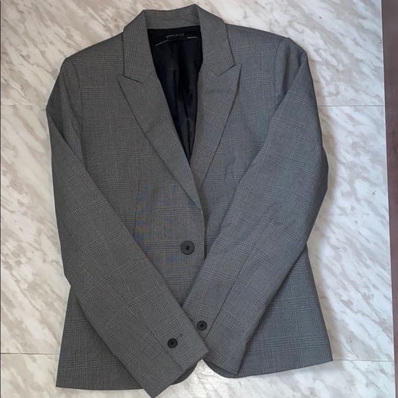Grey blazer